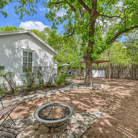 Charming Cottage Near Main With Patio&Firepit!! Fredericksburg Exterior photo