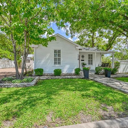 Charming Cottage Near Main With Patio&Firepit!! Fredericksburg Exterior photo