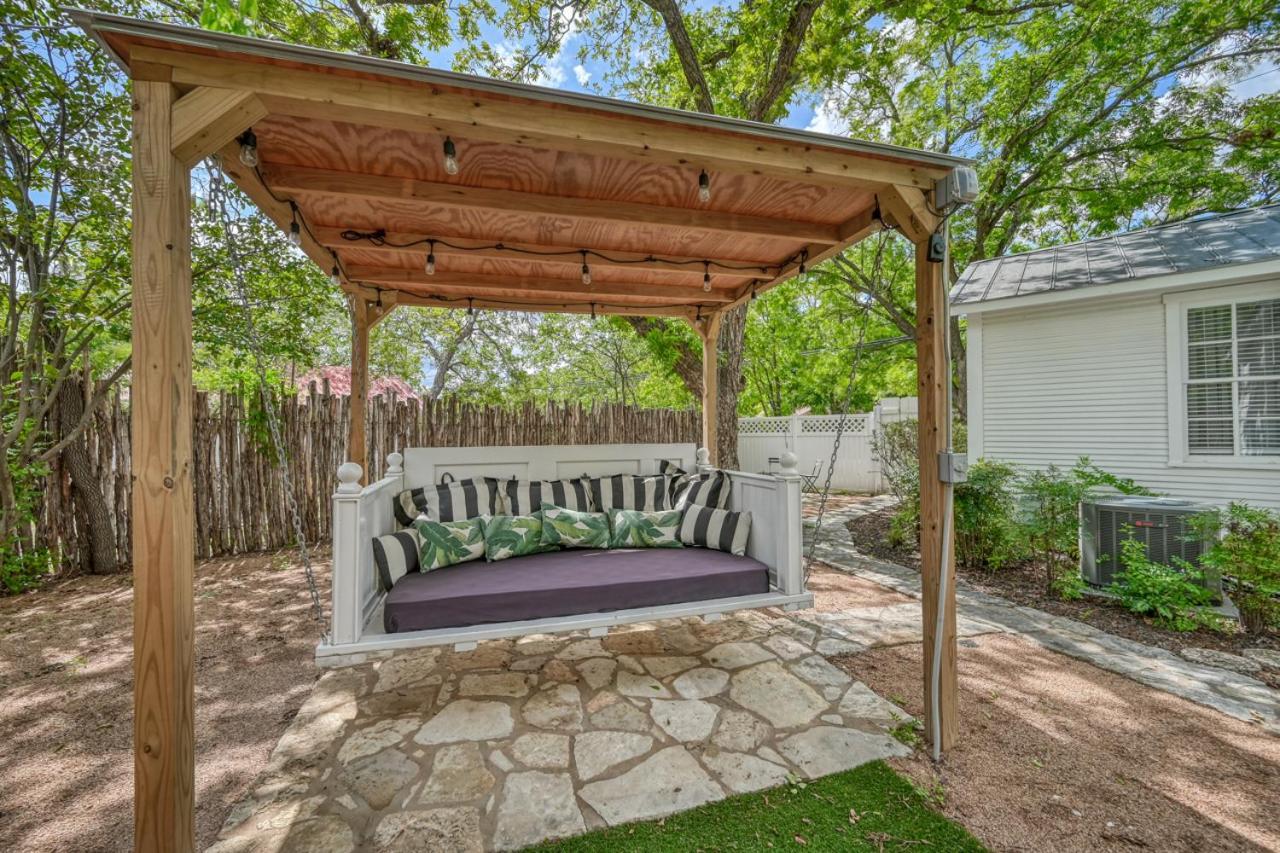 Charming Cottage Near Main With Patio&Firepit!! Fredericksburg Exterior photo